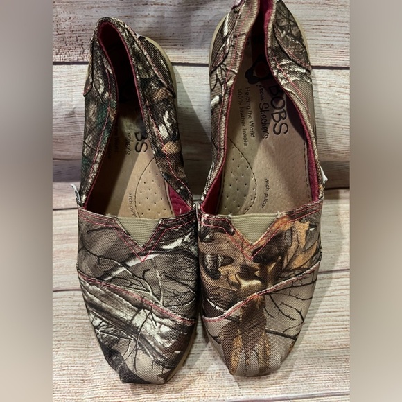 Ladies Realtree camouflage Bobs slip on shoes size  5.5 - Picture 1 of 8